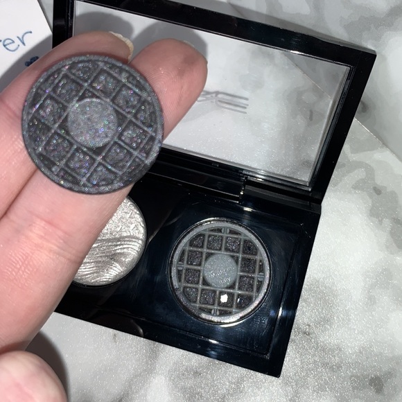 Keepsakes Smokey Eye Extra Dimension Eyeshadow MAC - Picture 6 of 17